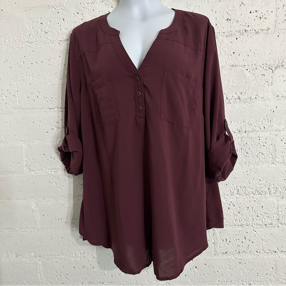 Torrid Women’s Plus Top 3 (3X) Red Harper Tab Sleeve Tunic Rayon Blend BO16 - Picture 2 of 6